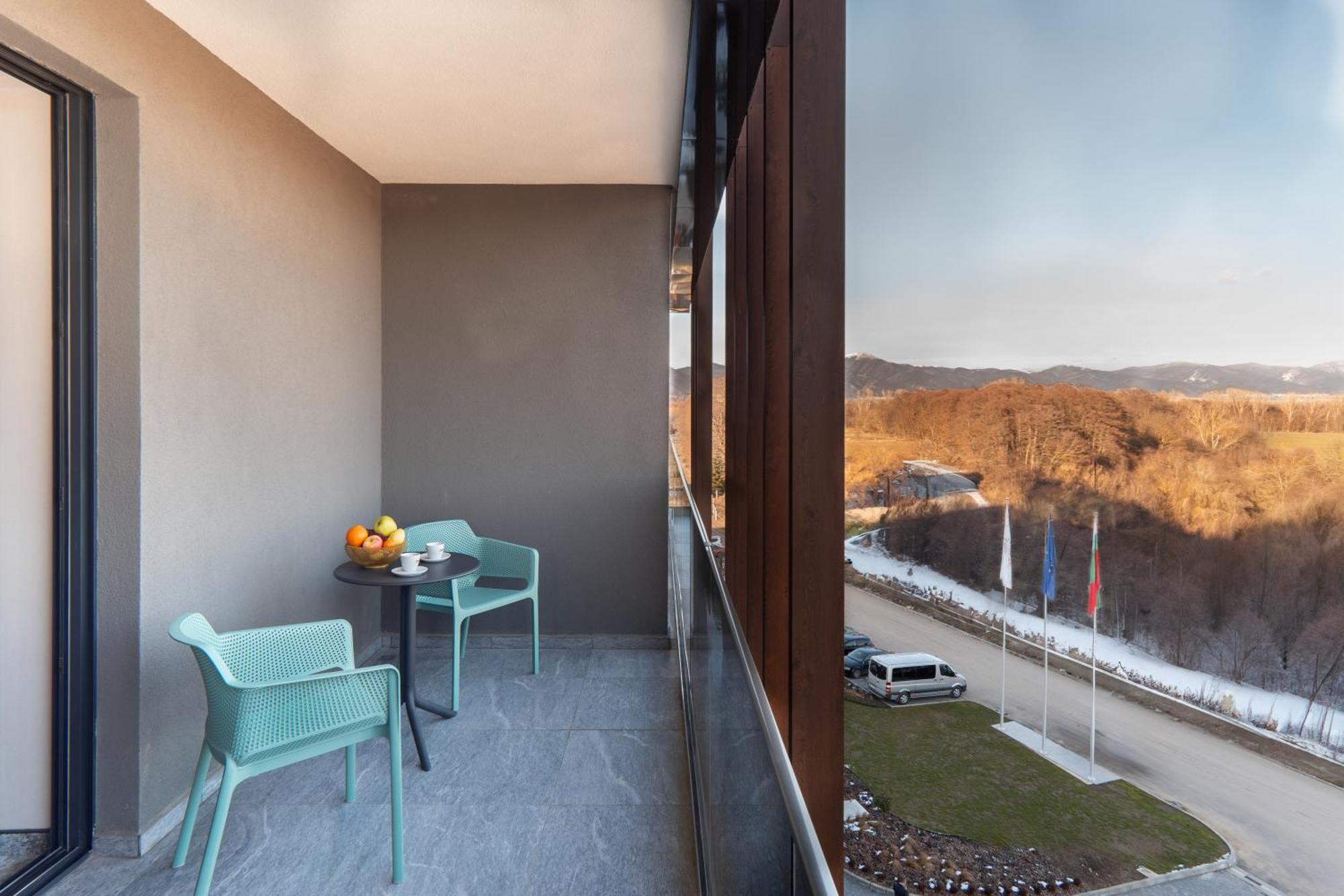 Atmosphere Balneo Hotel & Spa Pavel Banya Εξωτερικό φωτογραφία