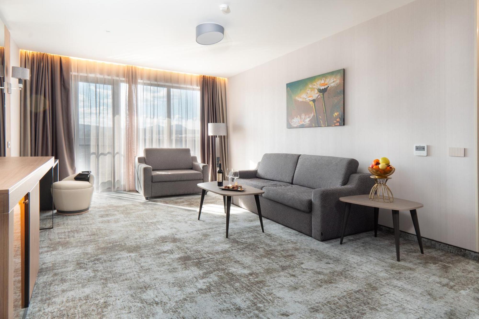 Atmosphere Balneo Hotel & Spa Pavel Banya Εξωτερικό φωτογραφία