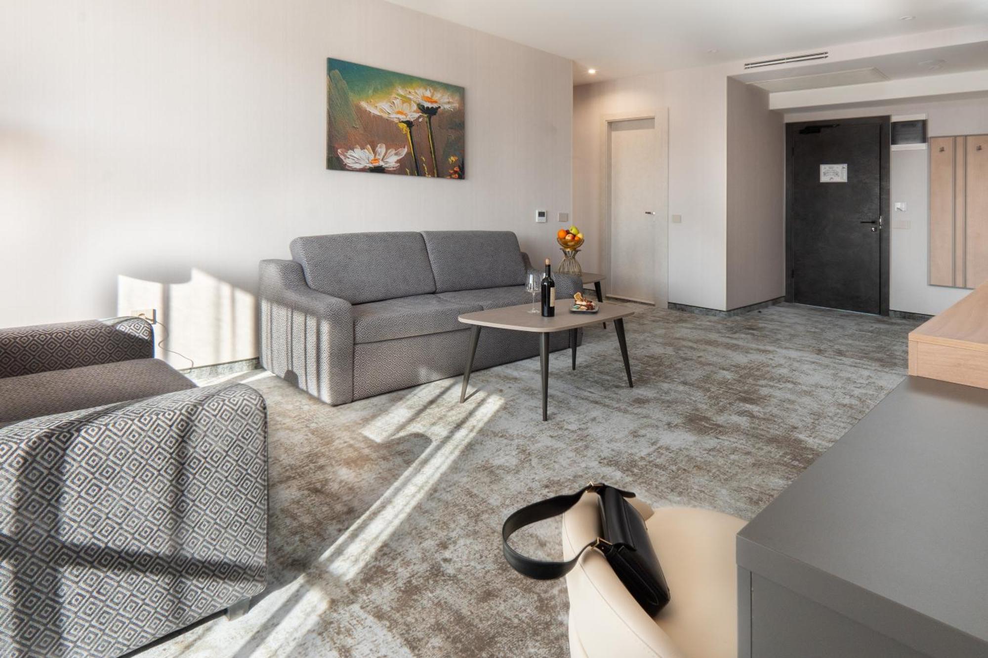 Atmosphere Balneo Hotel & Spa Pavel Banya Εξωτερικό φωτογραφία