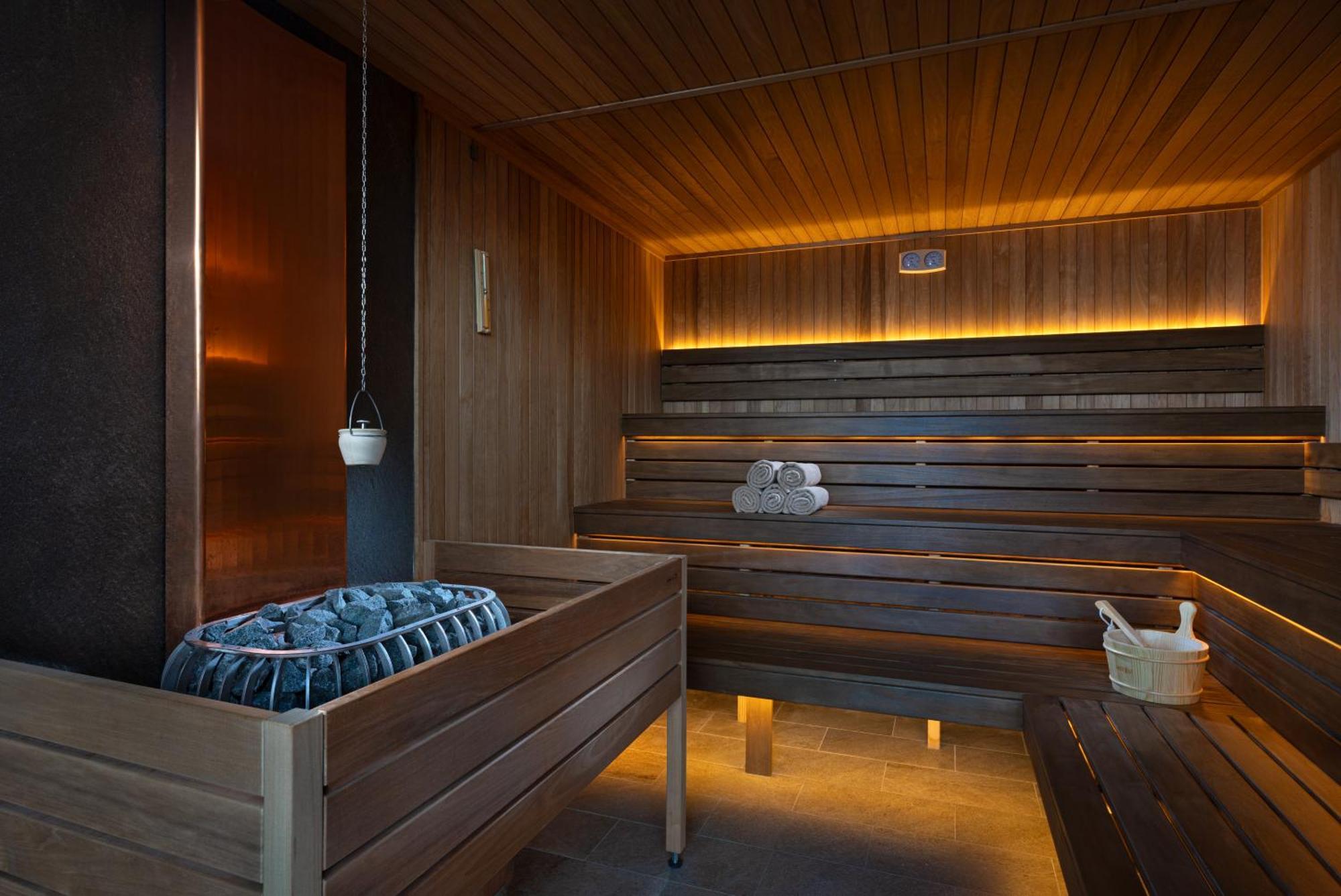 Atmosphere Balneo Hotel & Spa Pavel Banya Εξωτερικό φωτογραφία