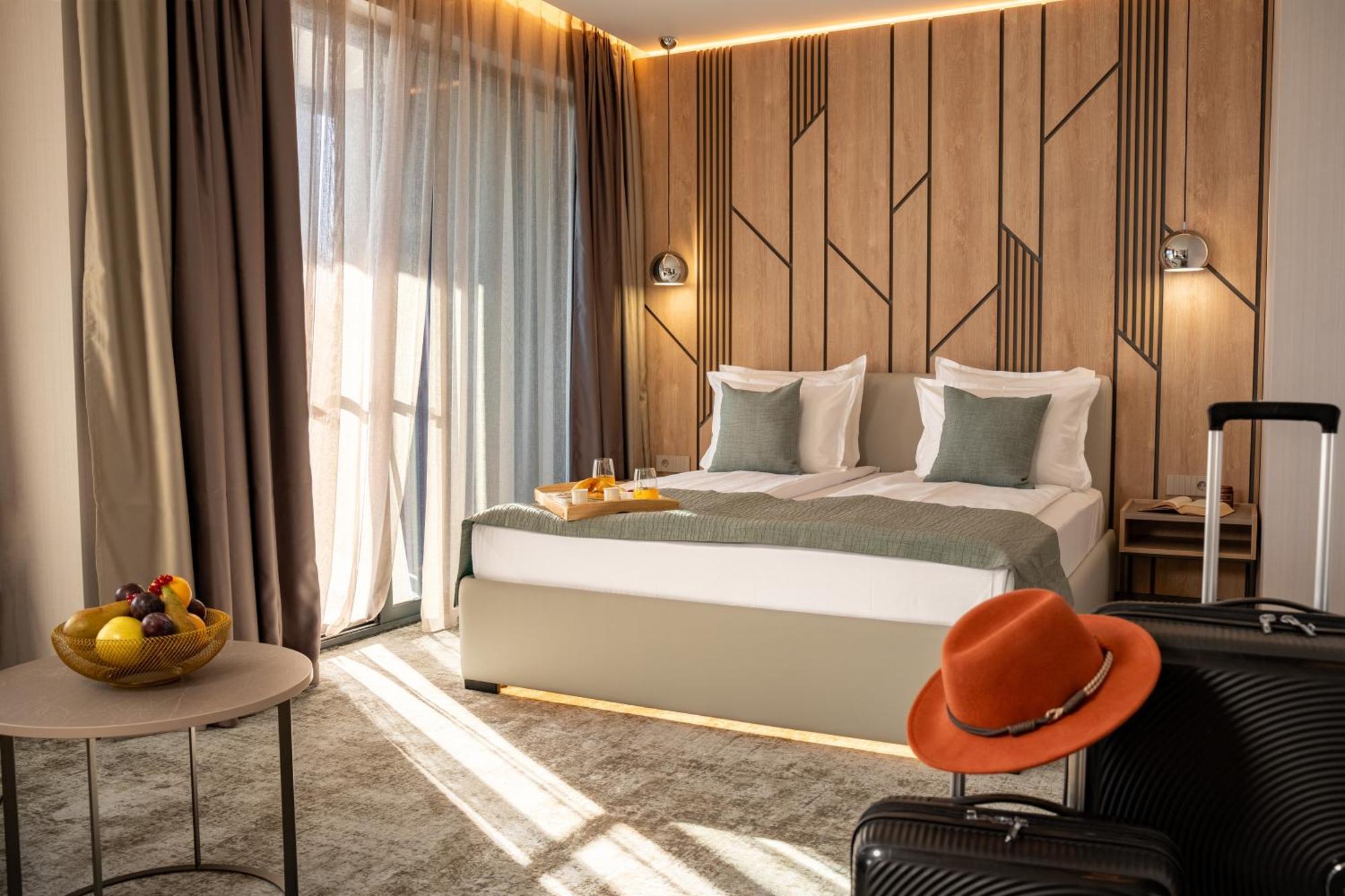 Atmosphere Balneo Hotel & Spa Pavel Banya Εξωτερικό φωτογραφία