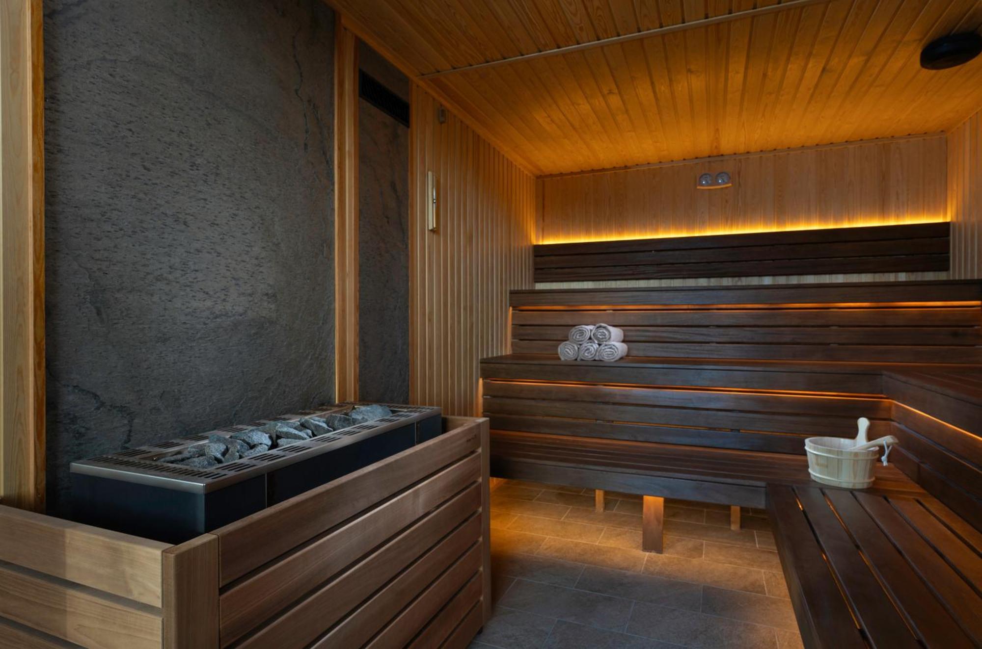 Atmosphere Balneo Hotel & Spa Pavel Banya Εξωτερικό φωτογραφία